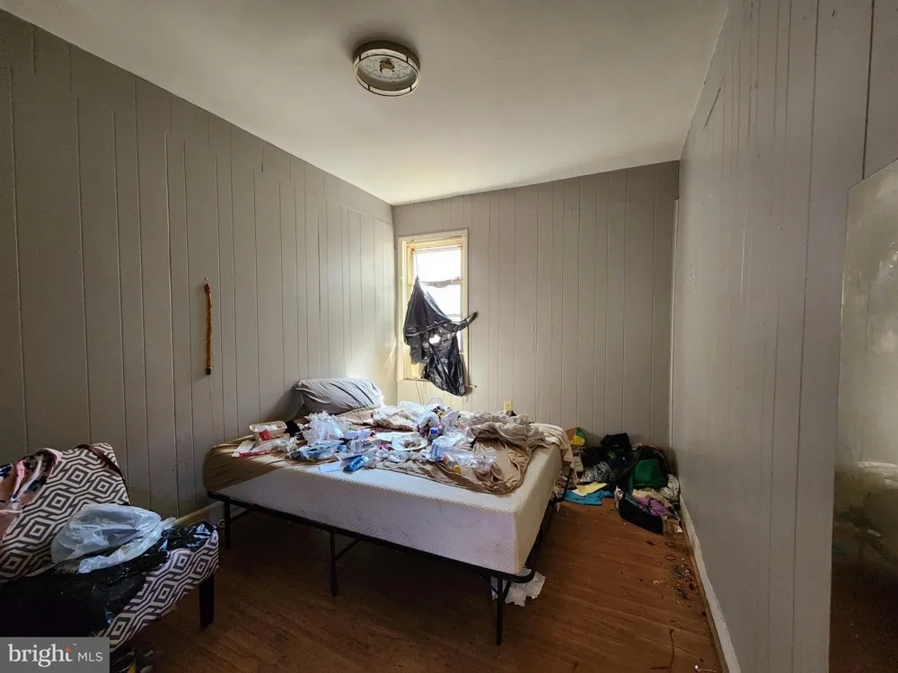 2913 W MOSHER STREET Baltimore, MD 21216