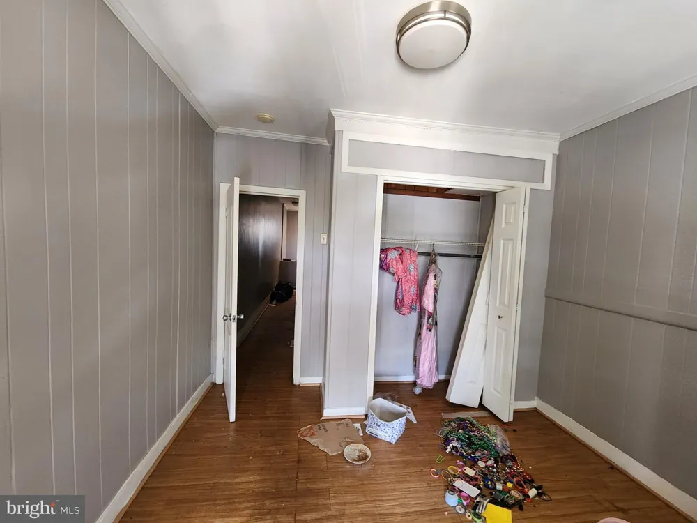 2913 W MOSHER STREET Baltimore, MD 21216