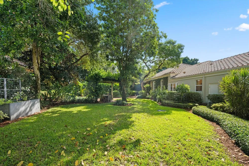 2674 Players Court Wellington, FL 33414
