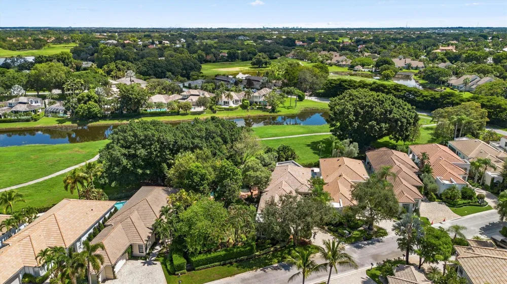2674 Players Court Wellington, FL 33414