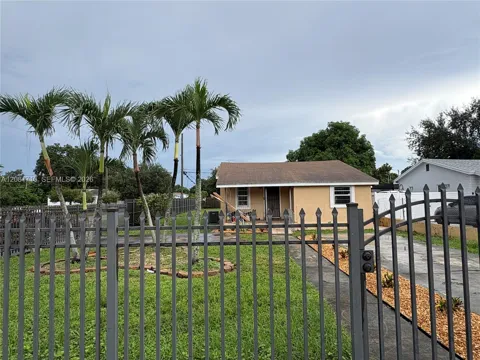 2295 NW 93rd St