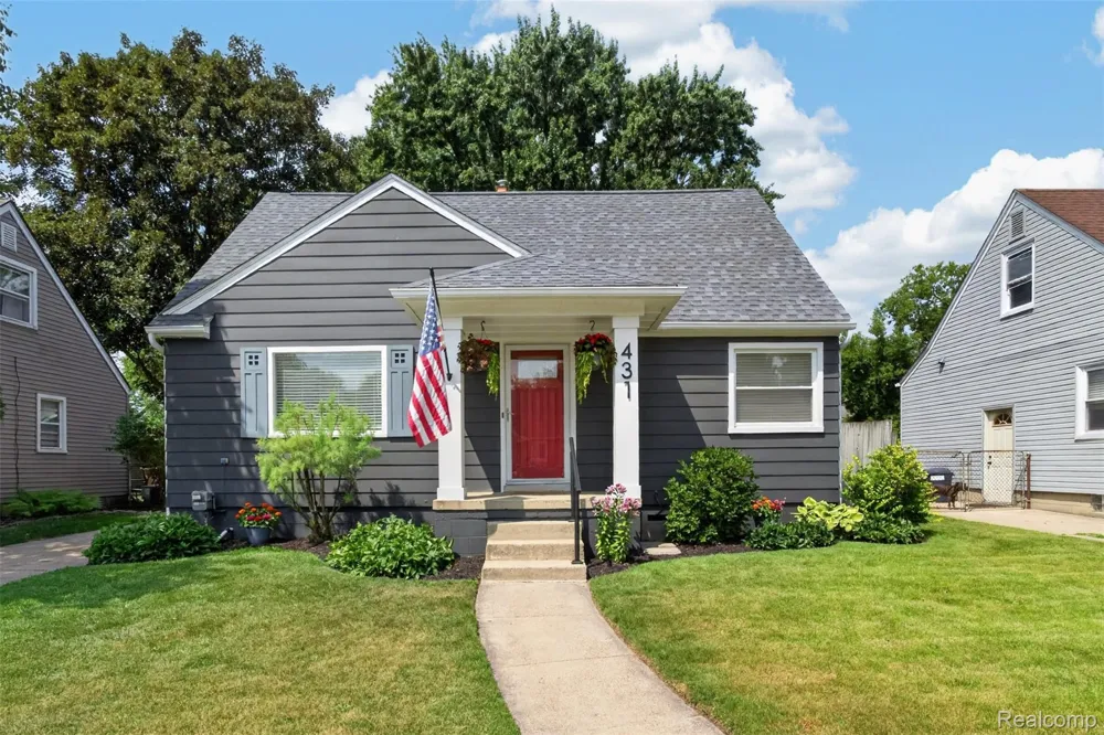 431 Edgeworth Avenue Royal Oak City, MI 48067
