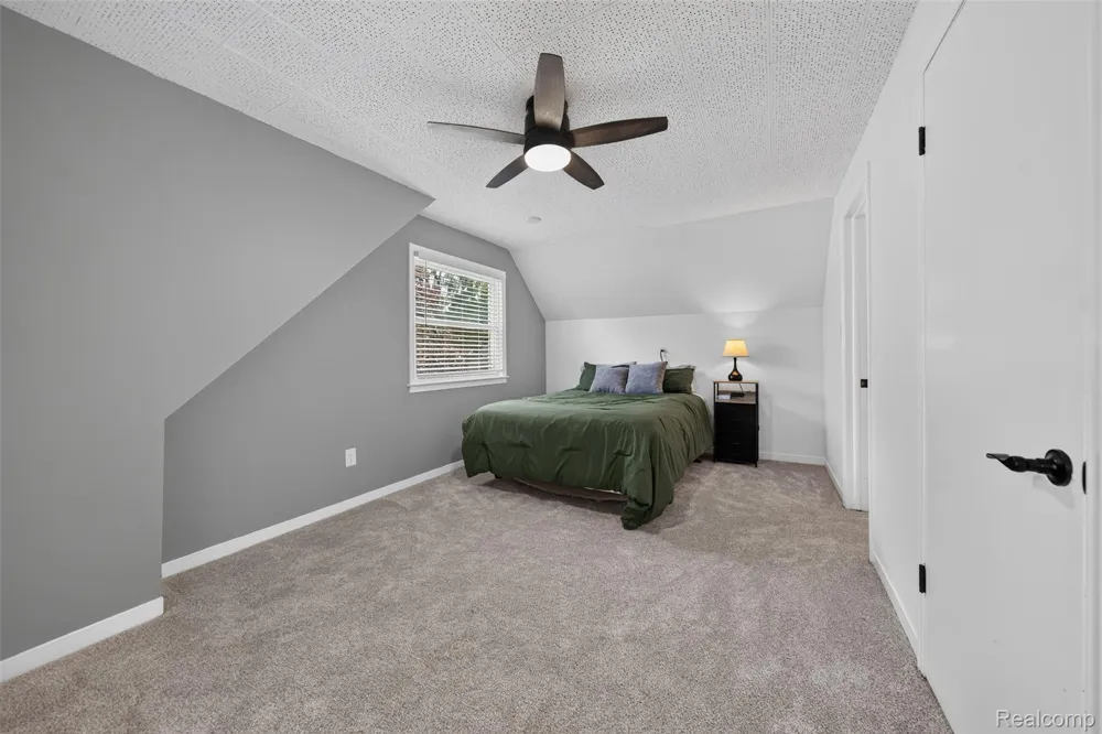 431 Edgeworth Avenue Royal Oak City, MI 48067