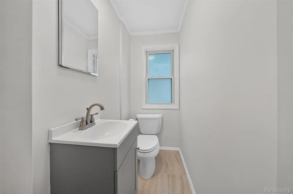 431 Edgeworth Avenue Royal Oak City, MI 48067
