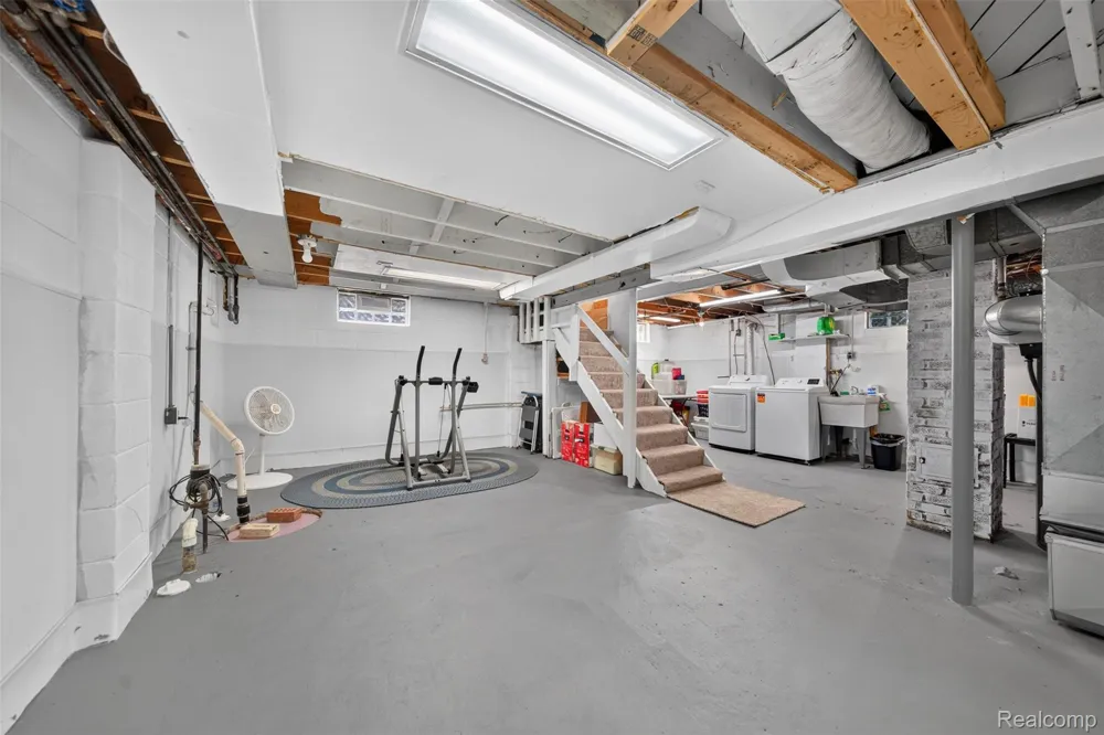 431 Edgeworth Avenue Royal Oak City, MI 48067