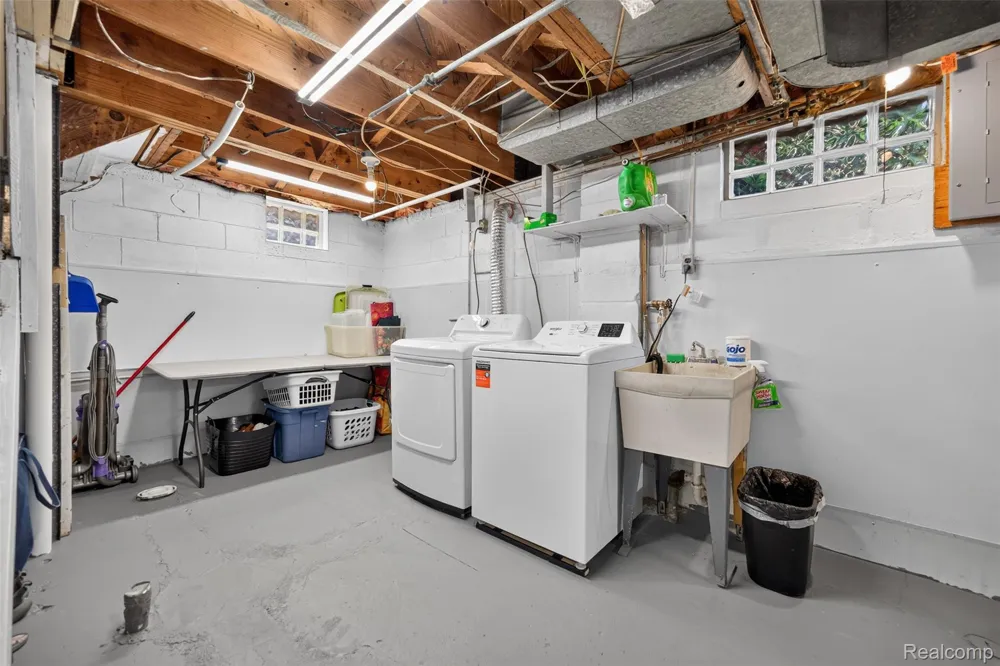 431 Edgeworth Avenue Royal Oak City, MI 48067