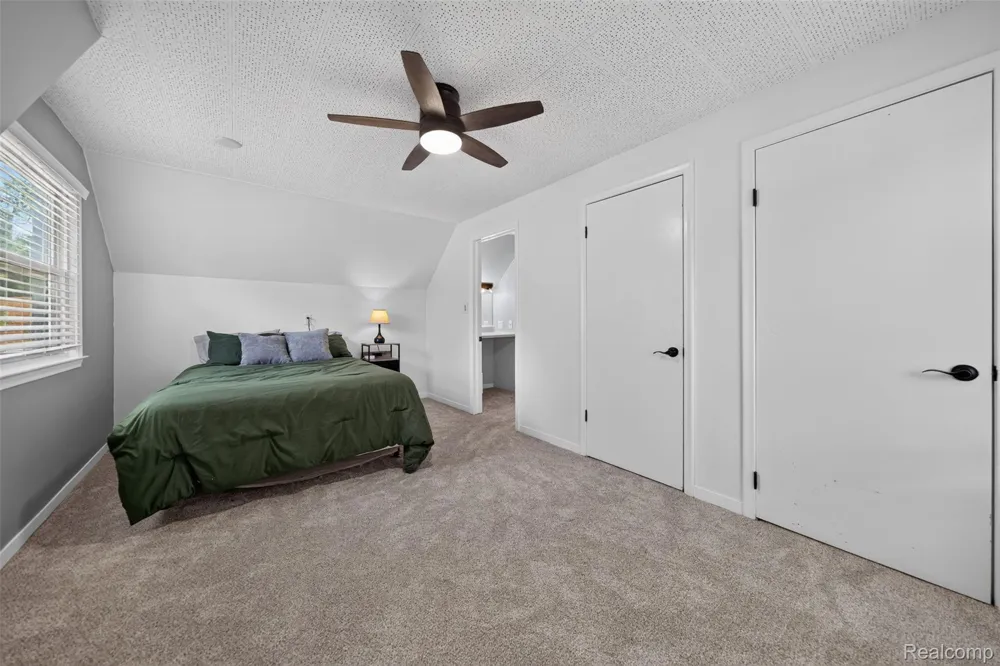 431 Edgeworth Avenue Royal Oak City, MI 48067
