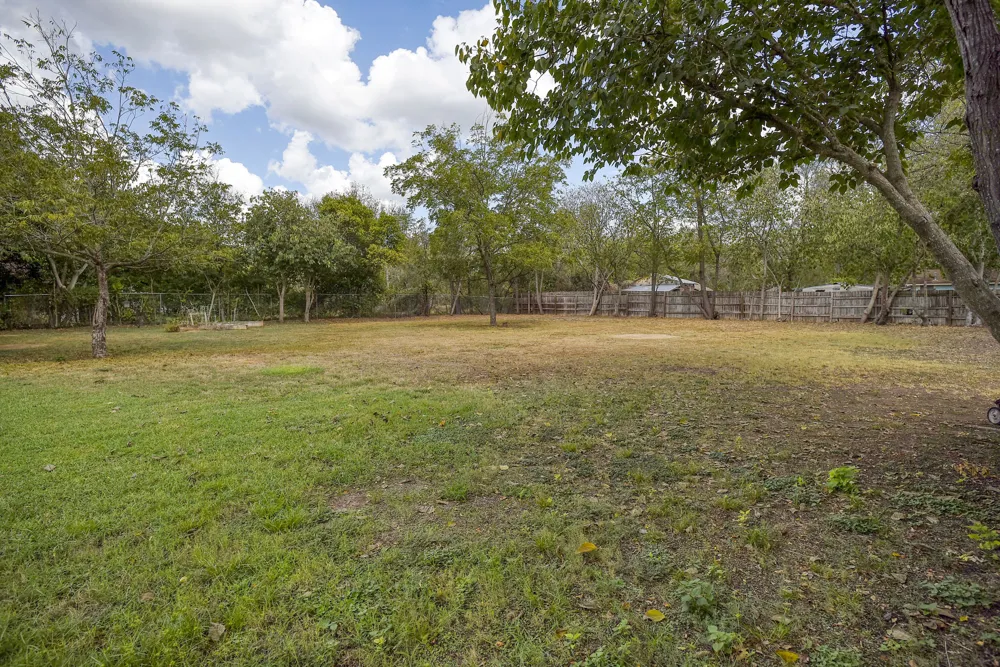 1401 Hill Street Bastrop, TX 78602