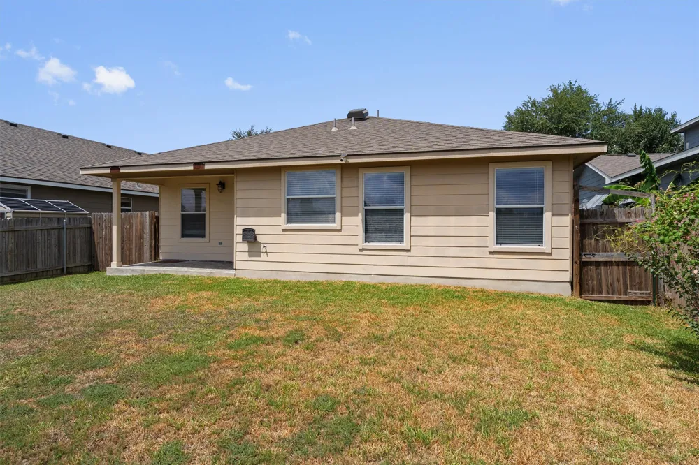 18029 Basketflower Bend Elgin, TX 78621