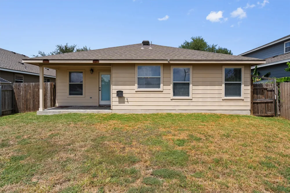 18029 Basketflower Bend Elgin, TX 78621