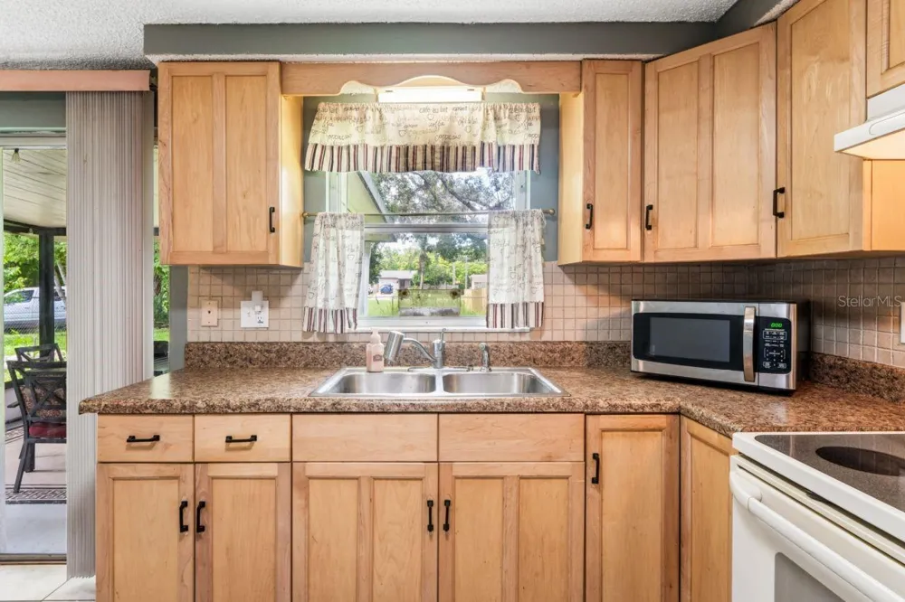 15915 VILLA DRIVE Hudson, FL 34667