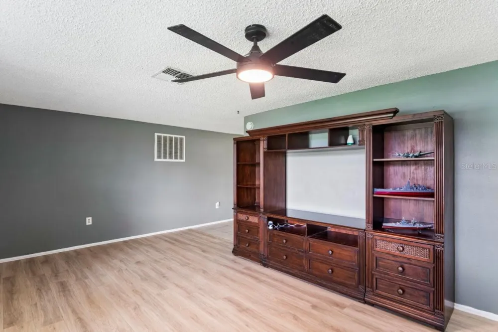 15915 VILLA DRIVE Hudson, FL 34667