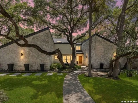 434 Arch Bluff