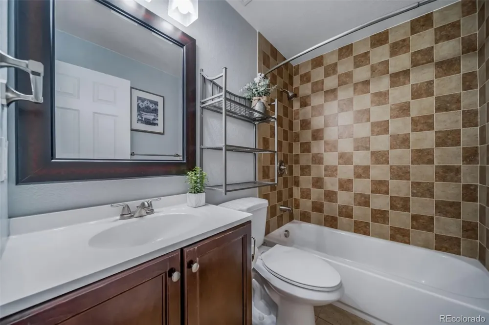 18854 E Quincy Place Aurora, CO 80015