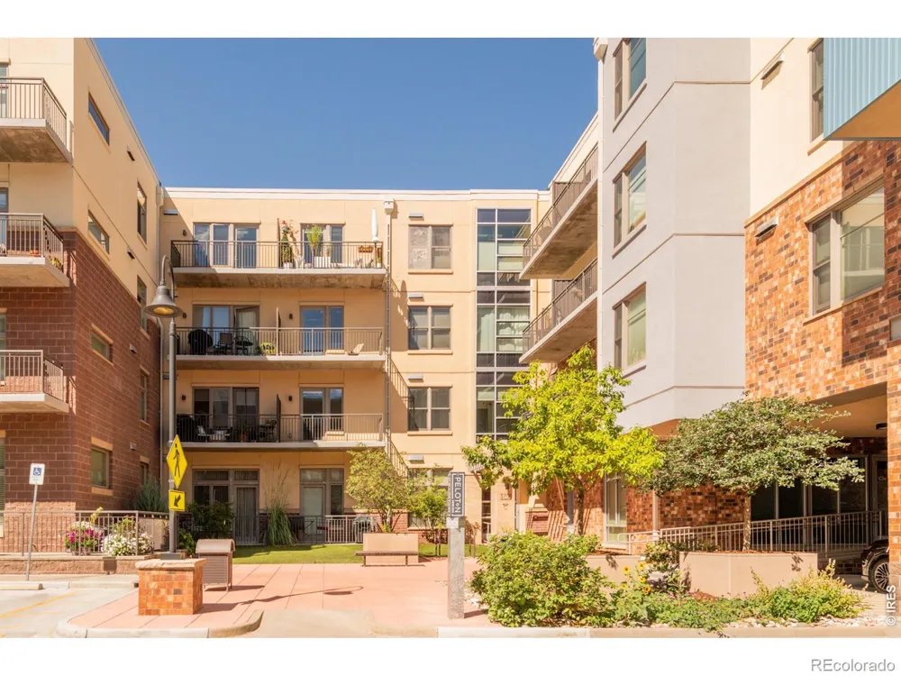 3701 Arapahoe Avenue #402 Boulder, CO 80303