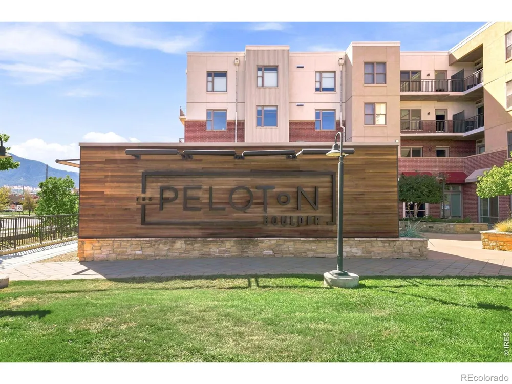 3701 Arapahoe Avenue #402 Boulder, CO 80303