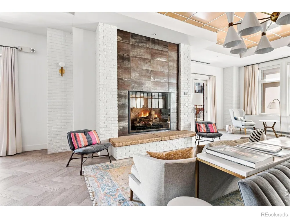 3701 Arapahoe Avenue #402 Boulder, CO 80303