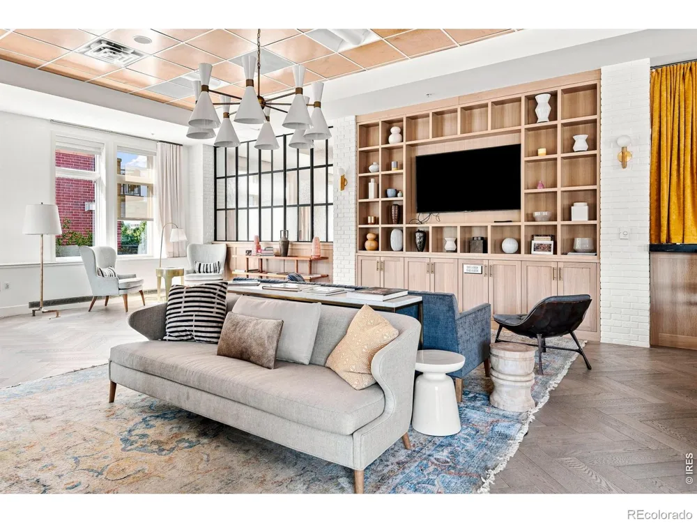 3701 Arapahoe Avenue #402 Boulder, CO 80303