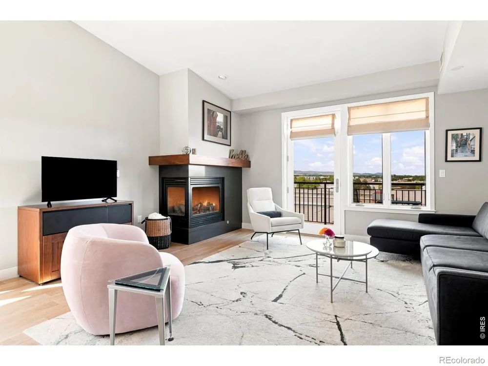 3701 Arapahoe Avenue #402 Boulder, CO 80303
