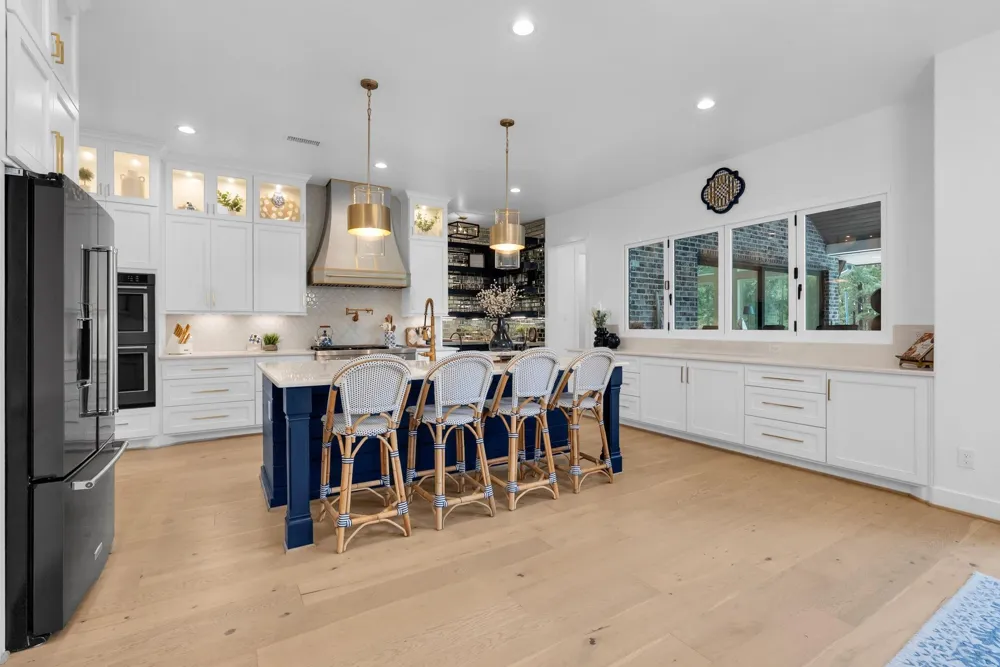 7190 Morningbrook Drive Montgomery, TX 77316