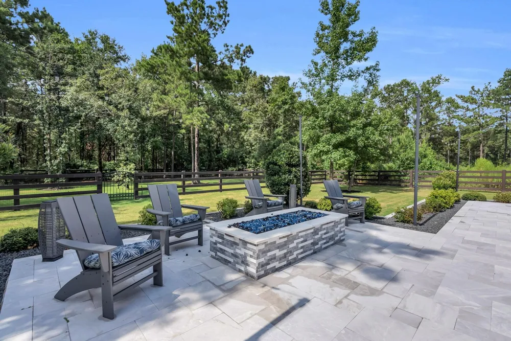 7190 Morningbrook Drive Montgomery, TX 77316