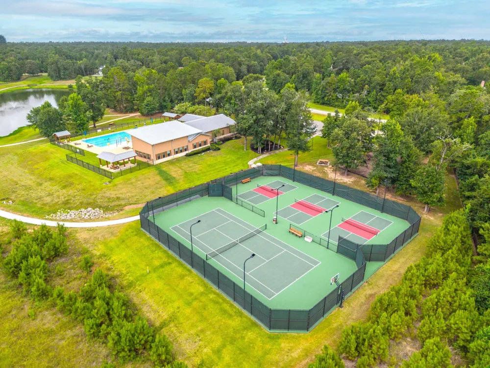 7190 Morningbrook Drive Montgomery, TX 77316