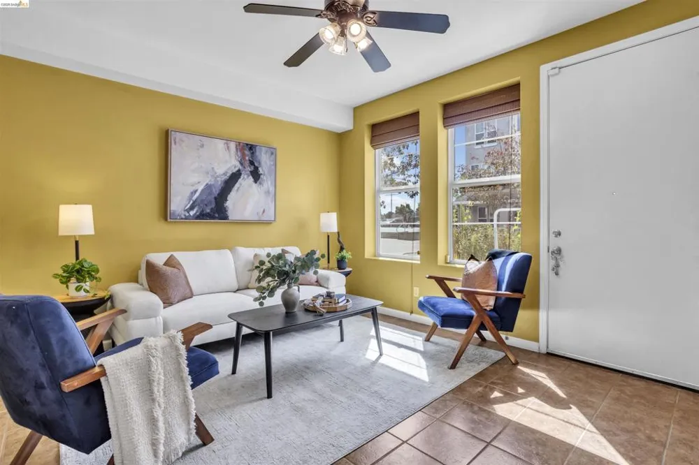 1543 Nevin Plz Richmond, CA 94801
