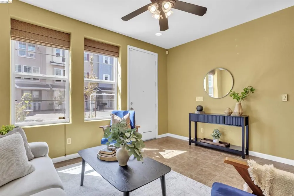 1543 Nevin Plz Richmond, CA 94801