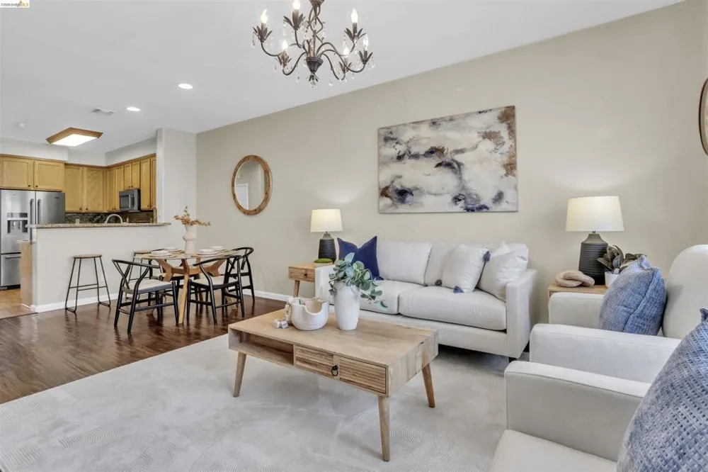 1543 Nevin Plz Richmond, CA 94801