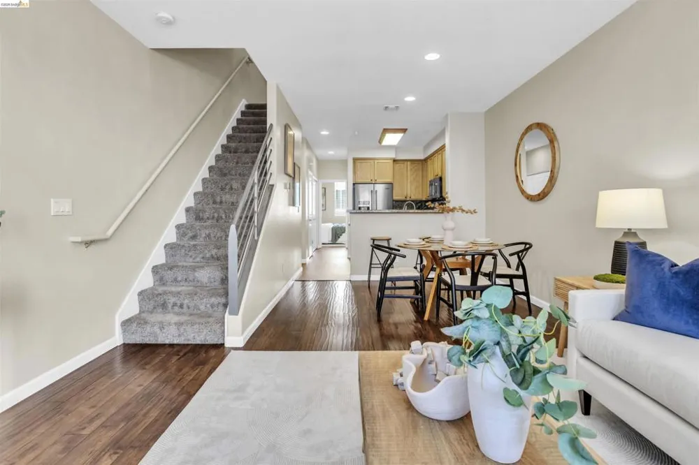 1543 Nevin Plz Richmond, CA 94801
