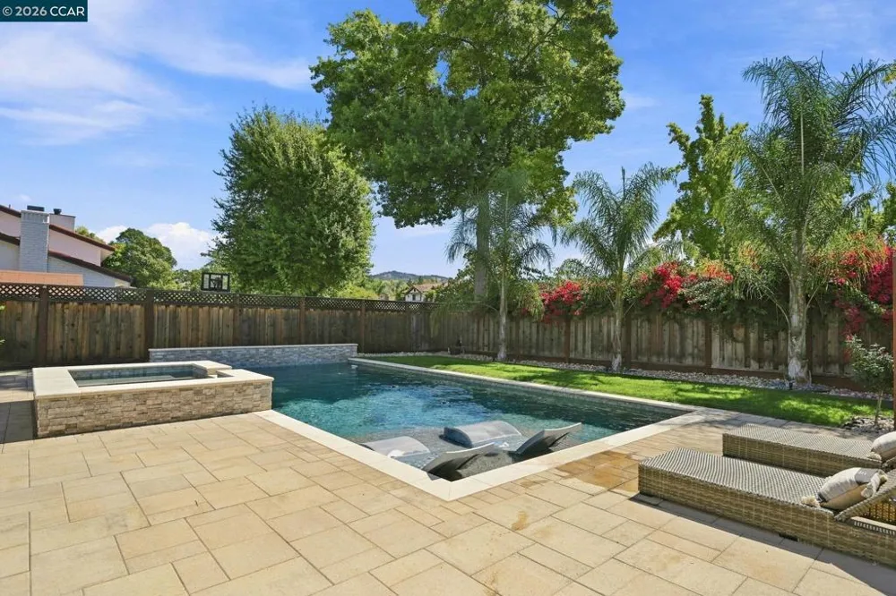 608 Banyan Ln Walnut Creek, CA 94598