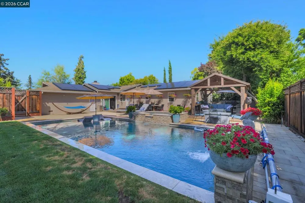 608 Banyan Ln Walnut Creek, CA 94598