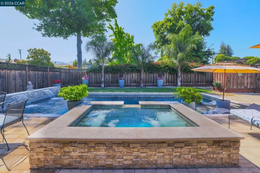 608 Banyan Ln Walnut Creek, CA 94598