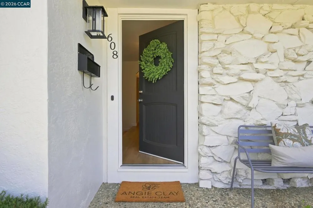 608 Banyan Ln Walnut Creek, CA 94598