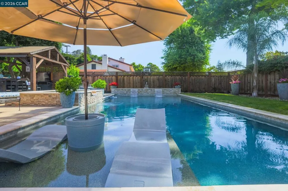 608 Banyan Ln Walnut Creek, CA 94598