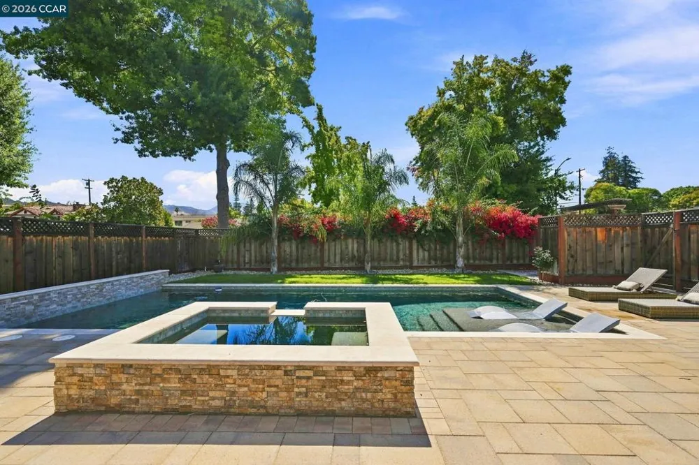 608 Banyan Ln Walnut Creek, CA 94598