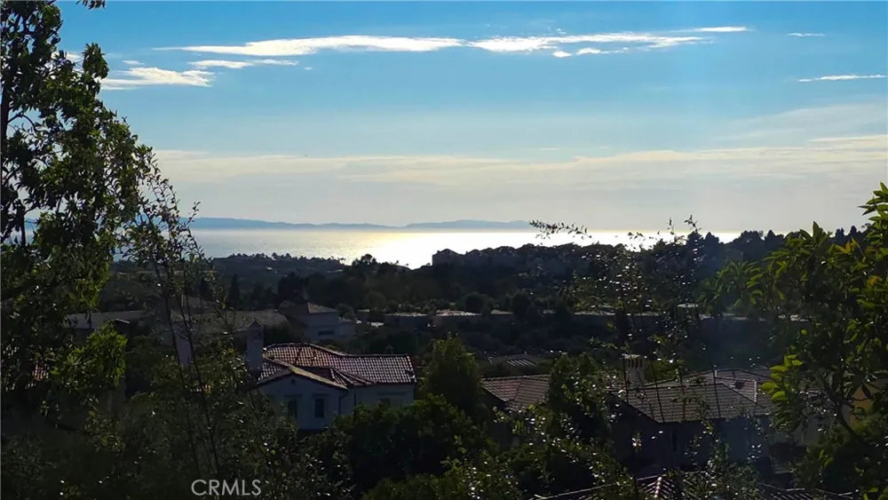 15 Marisol Newport Coast, CA 92657