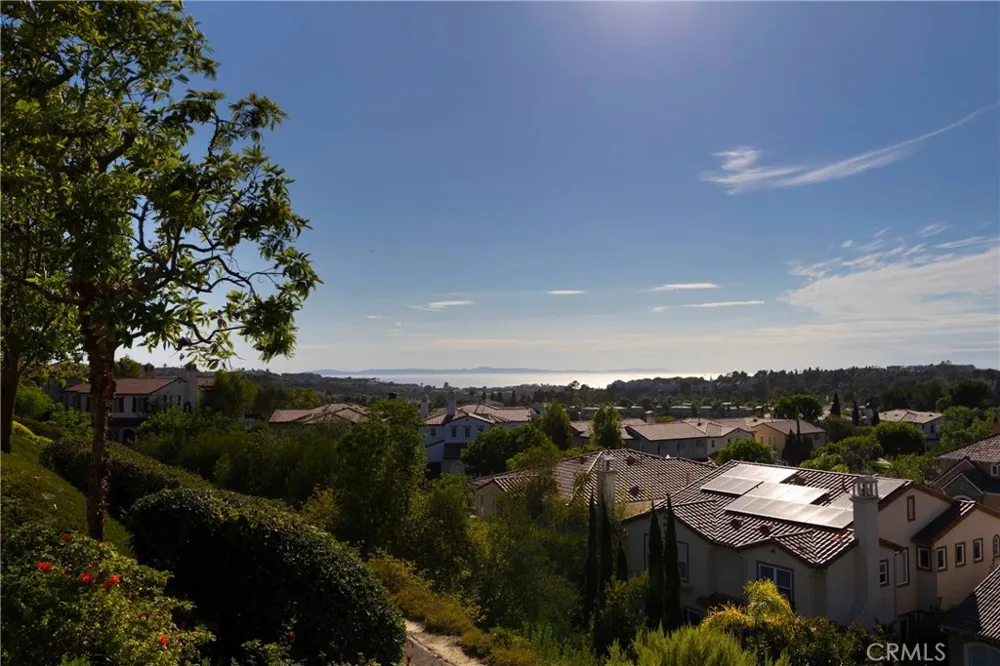 15 Marisol Newport Coast, CA 92657
