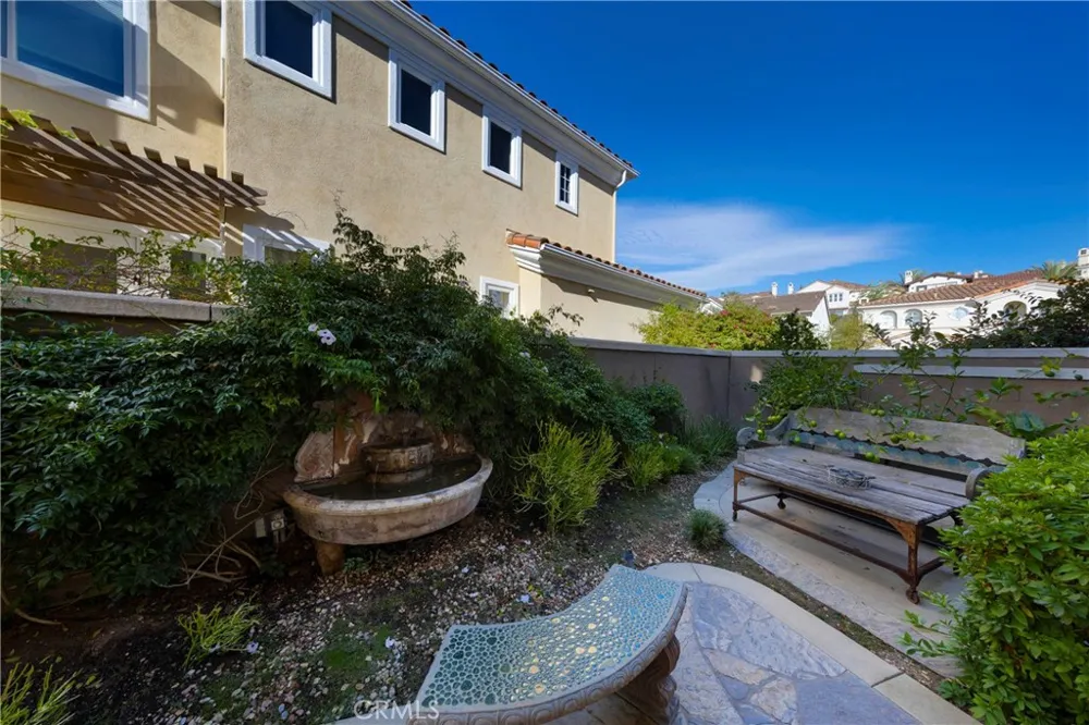 15 Marisol Newport Coast, CA 92657