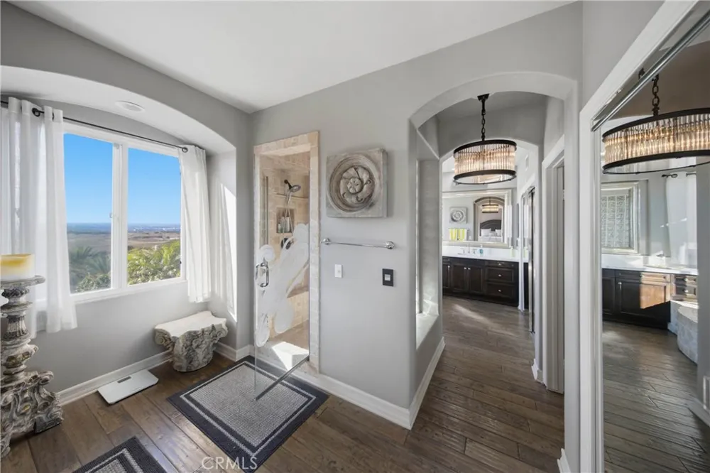 15 Marisol Newport Coast, CA 92657