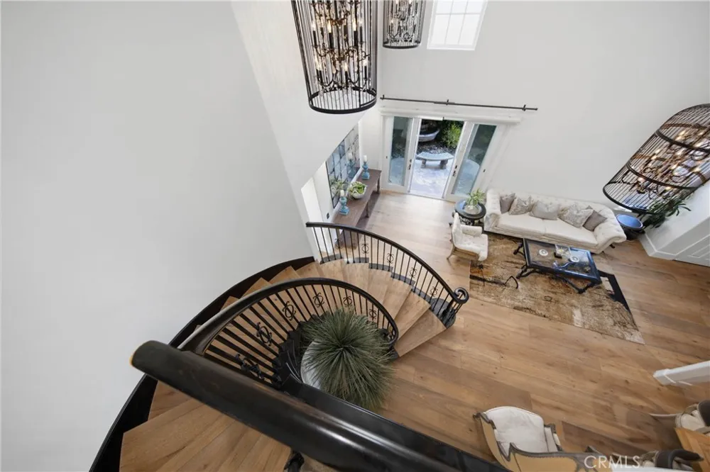 15 Marisol Newport Coast, CA 92657
