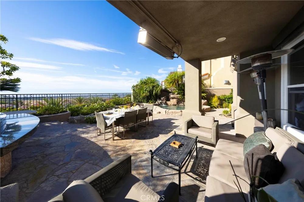15 Marisol Newport Coast, CA 92657