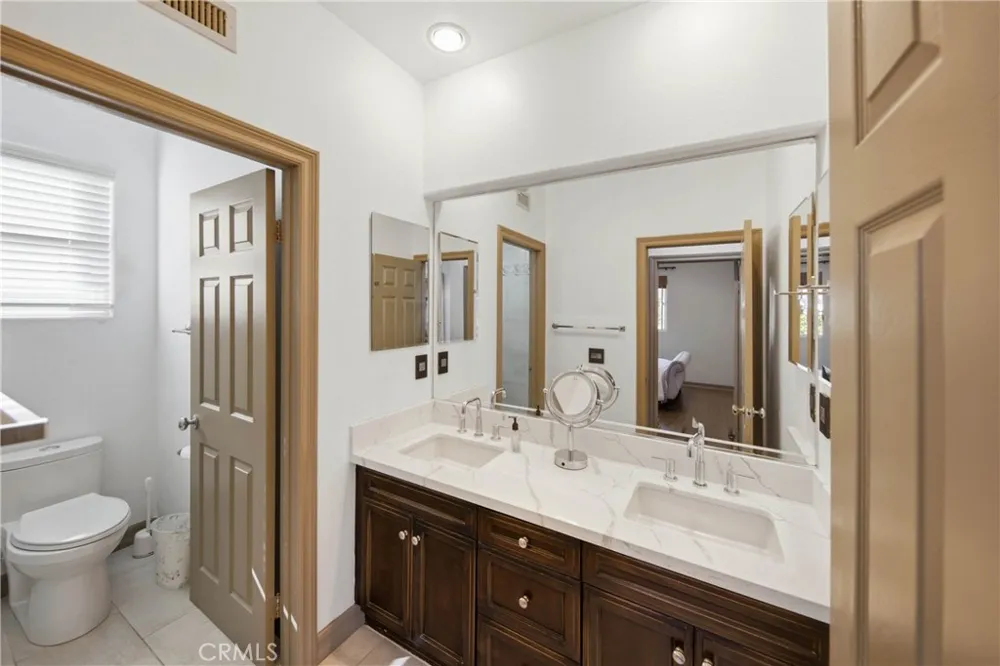 15 Marisol Newport Coast, CA 92657