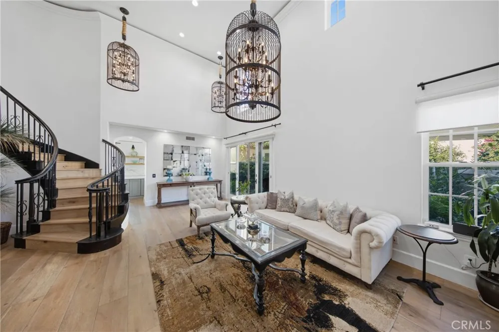 15 Marisol Newport Coast, CA 92657
