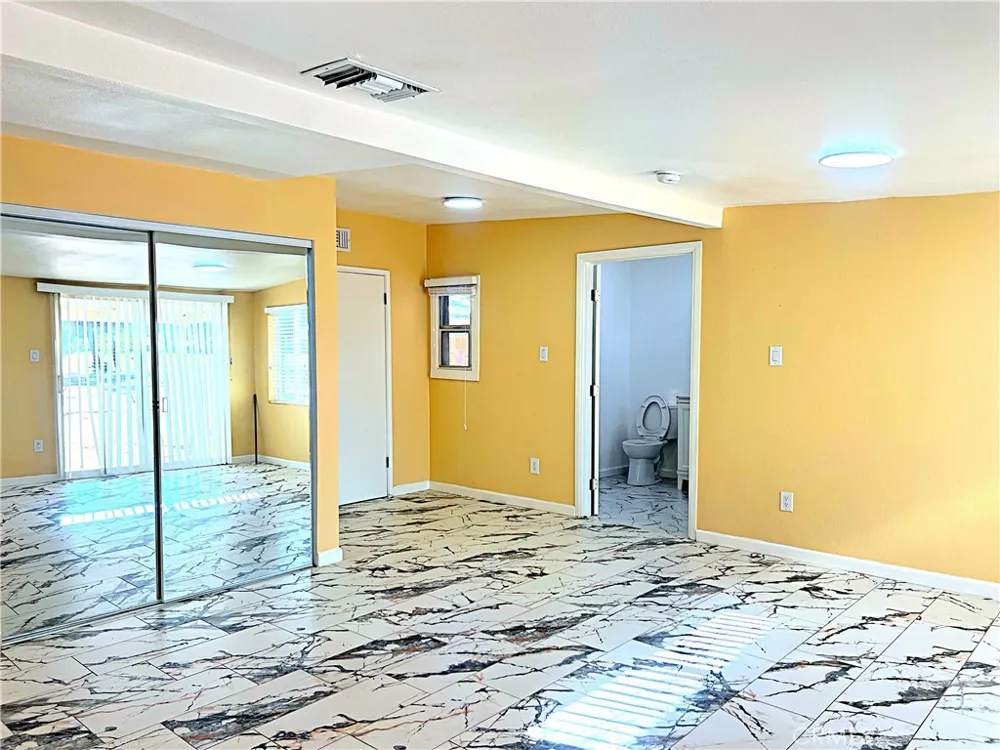 40115 15th Street W #B Palmdale, CA 93551