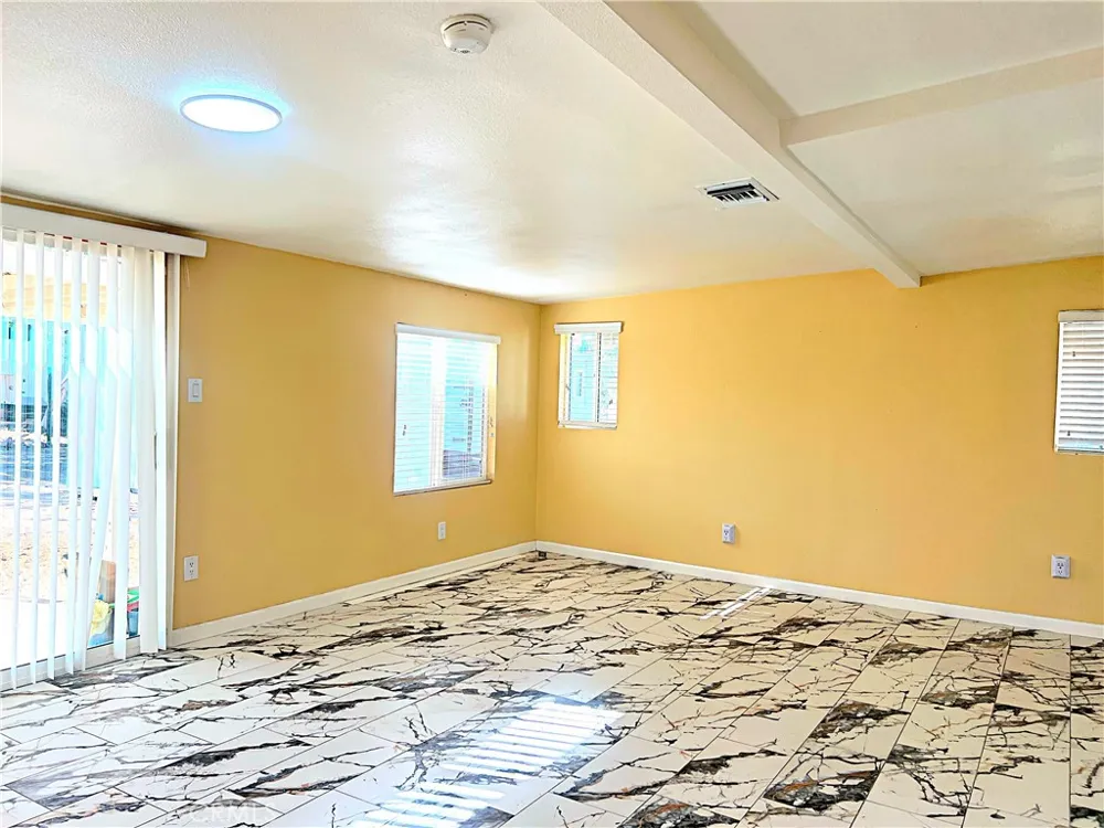 40115 15th Street W #B Palmdale, CA 93551
