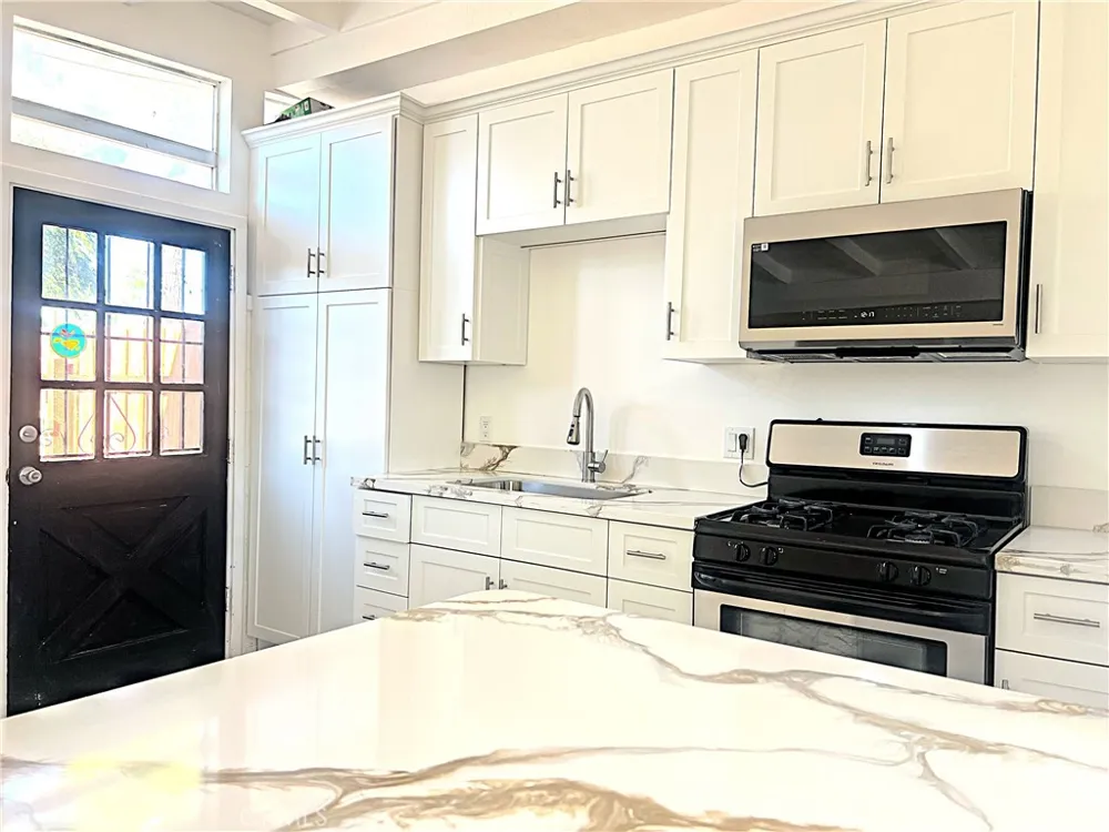 40115 15th Street W #B Palmdale, CA 93551