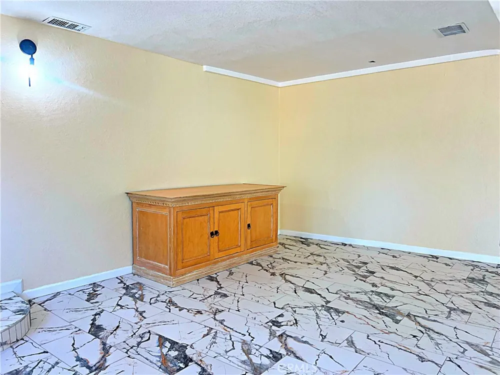 40115 15th Street W #B Palmdale, CA 93551