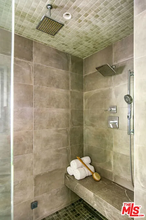 3526 Wrightwood Court Studio City, CA 91604