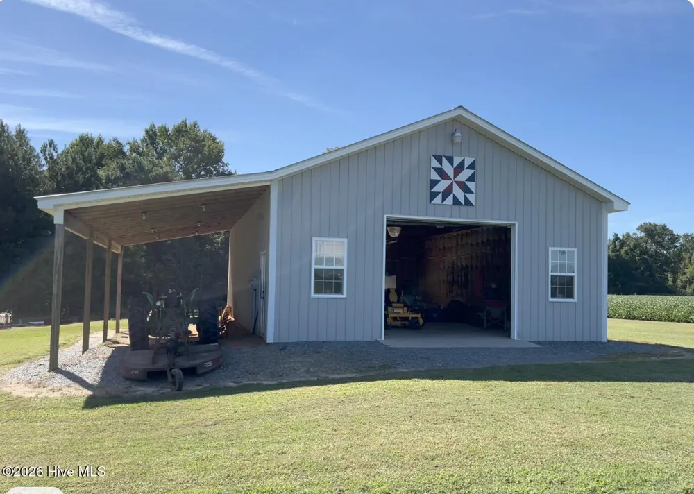 642 Enoch Road Clinton, NC 28328